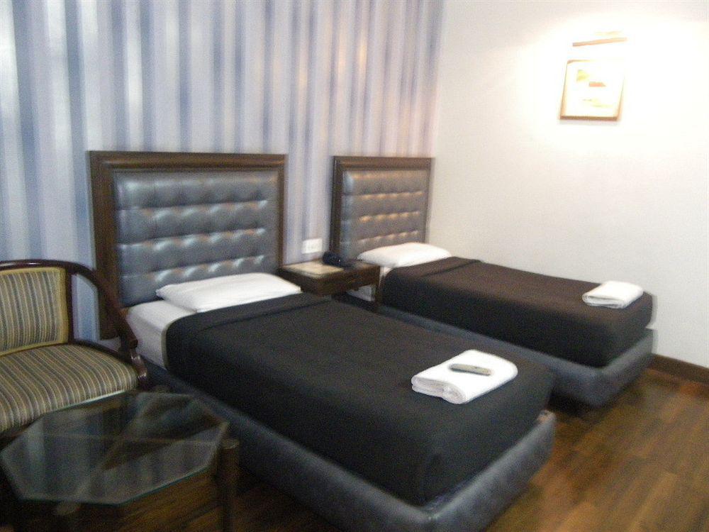 Hotel Metro Continental Δελχί Εξωτερικό φωτογραφία